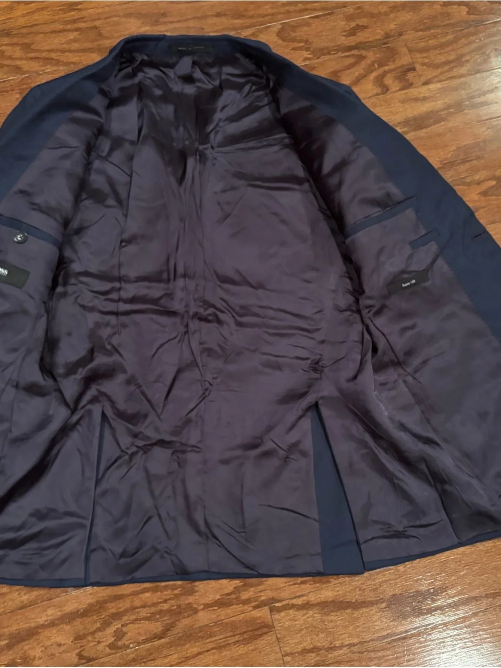 Hugo Boss elegant navy